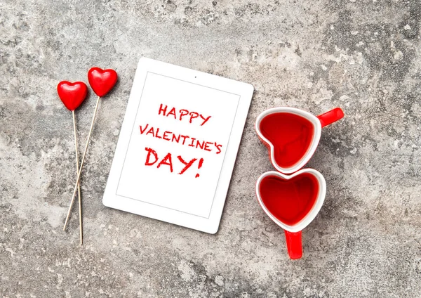 Corazón rojo decoración té tazas amor día de San Valentín — Foto de Stock