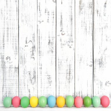 Paskalya arka plan renkli dekorasyon yumurta