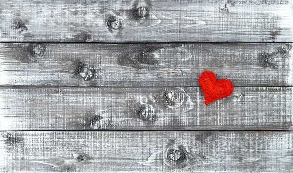 Coração vermelho Fundo de madeira Amor Dia dos Namorados — Fotografia de Stock