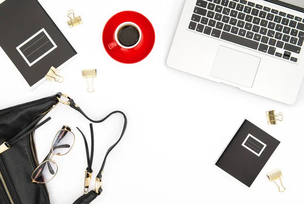 Ofis büro dizüstü kahve kadınsı aksesuarlar moda düz la