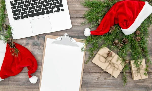 Office working place Christmas decoration wrapped gifts — Stock Photo, Image