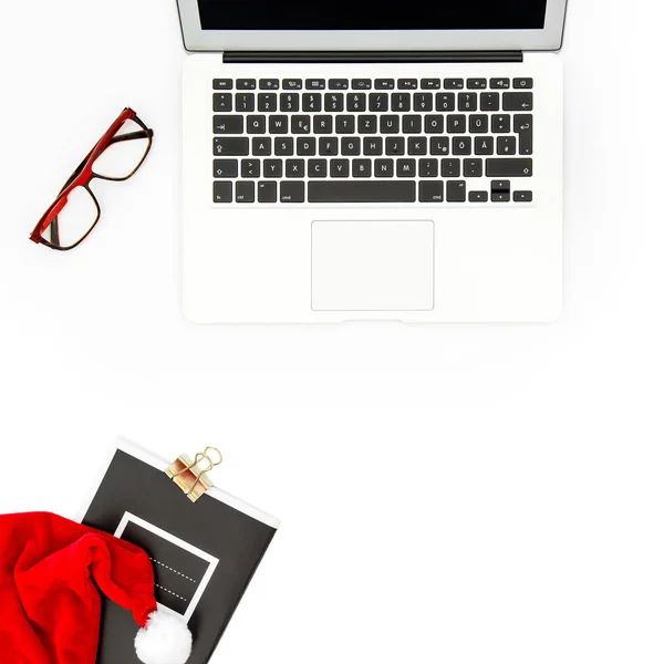 Escritório local de trabalho Flat lay decoração de Natal Notebook — Fotografia de Stock