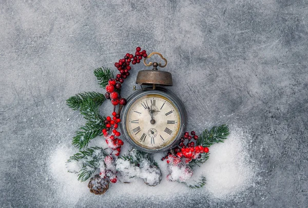 Christmas decoration antique golden clock snow — Stock Photo, Image