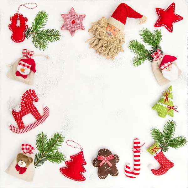 Vánoční dekorace dárkové sáčky ploché rozložení snímku — Stock fotografie