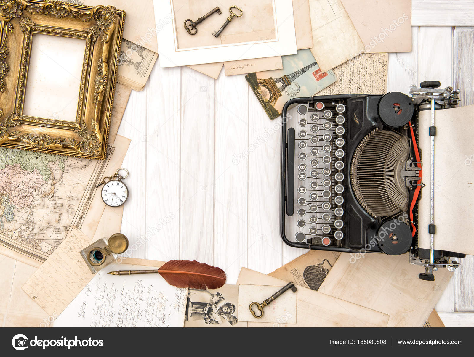 https://st3.depositphotos.com/1592314/18508/i/1600/depositphotos_185089808-stock-photo-antique-typewriter-vintage-office-accessories.jpg