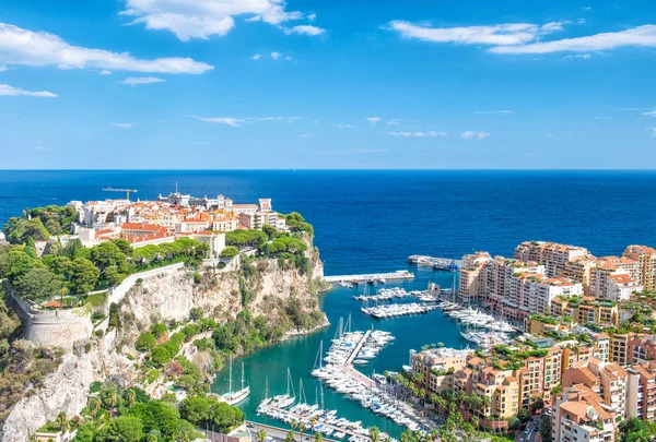 Monaco Fontvieille Monaco marina Földközi-tenger kék ég — Stock Fotó