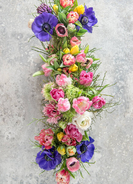 Весенние цветы Tulip ranunculus anemone bouquet
