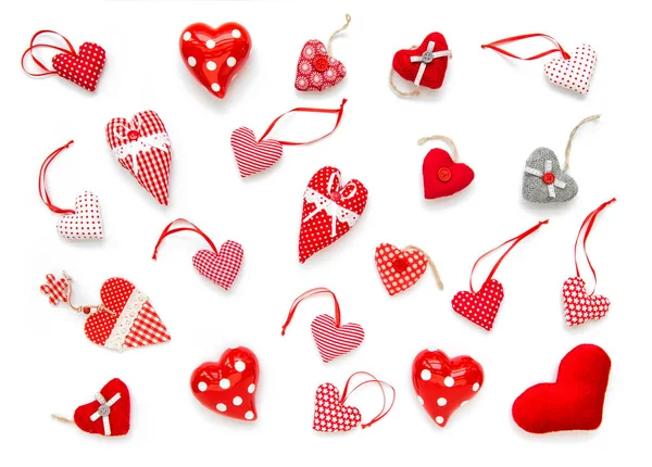 Rode harten witte achtergrond Valentijnsdag — Stockfoto