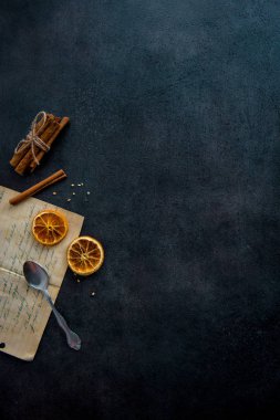 Yiyecek hazırlama. Eski tarifi ve malzemeler.