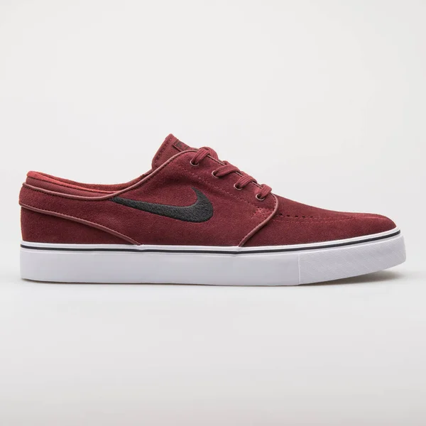 Vienna Ausztria August 2017 Nike Zoom Stefan Janoski Sötét Piros — Stock Fotó