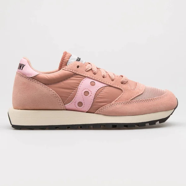 Vienna Austria August 2017 Saucony Shadow 5000 Red Sneaker White