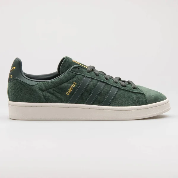 Vienna Austria 2017 Adidas Campus Green Gold Sneaker White Background — 스톡 사진