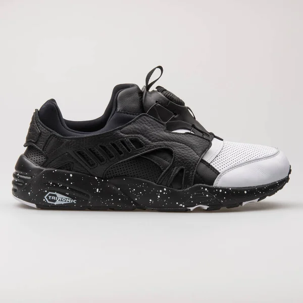 Vienna Oostenrijk August 2017 Puma Disc Blaze Frosted Zwart Wit — Stockfoto