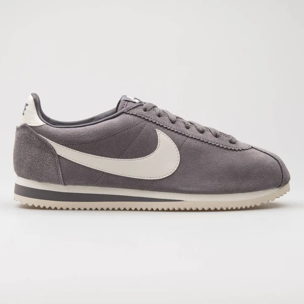 Vienna Austria January 2018 Nike Classic Cortez Suede Gun Smoke — Stock Photo, Image