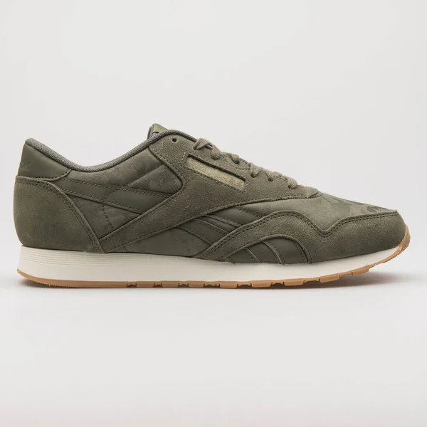 Wien Österreich Februar 2018 Reebok Classic Nylon Hunter Grüner Turnschuh — Stockfoto