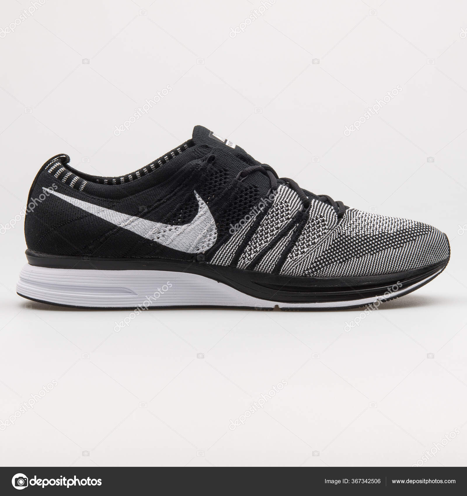 Tratamiento Preferencial Anzai Auroch Viena Austria Febrero 2018 Nike Flyknit Trainer Zapatilla Deporte Blanco — Foto editorial de stock © xMarshallfilms #367342506 Tratamiento Preferencial Anzai Auroch Viena Austria Febrero 2018 Nike Flyknit Trainer Zapatilla Deporte Blanco — Foto editorial de stock © xMarshallfilms #367342506