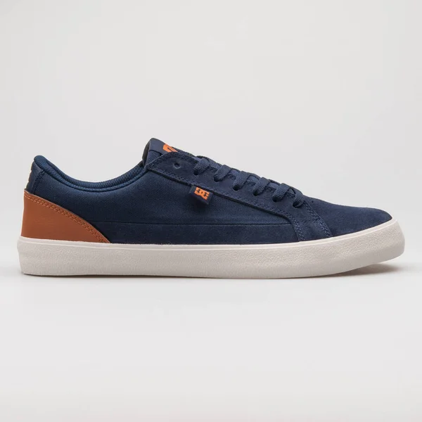 Vienna Αυστρια Φεβρουαριου 2018 Lynnfield Navy Blue Brown Sneaker Λευκό — Φωτογραφία Αρχείου