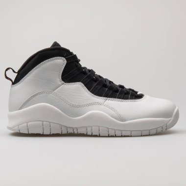 VIENNA, AUSTRIA - 19 Şubat 2018: Nike Air Jordan 10 Retro beyaz ve siyah spor ayakkabısı.
