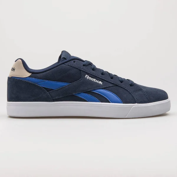 Vienna Áustria Fevereiro 2018 Reebok Royal Complete 2Ls Azul Marinho — Fotografia de Stock