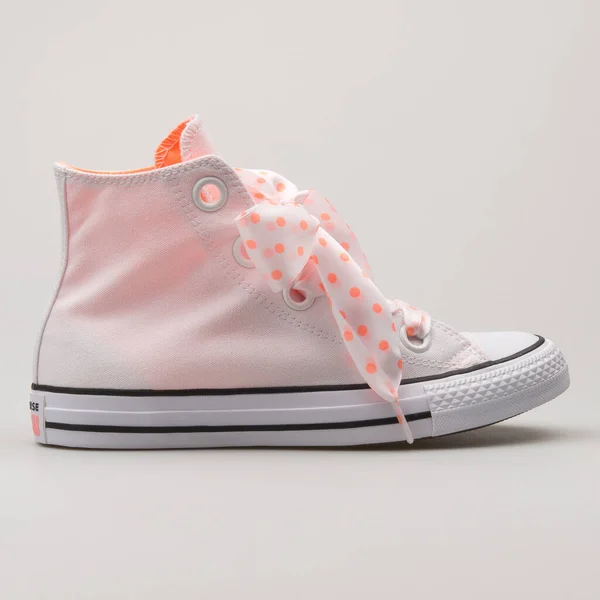 Vienna Áustria Fevereiro 2018 Converse Chuck Taylor All Star Big — Fotografia de Stock