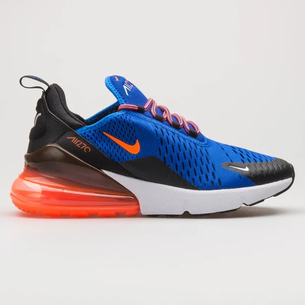 Vienna Αυστρια Μαΐου 2018 Nike Air Max 270 Μπλε Κόκκινο — Φωτογραφία Αρχείου