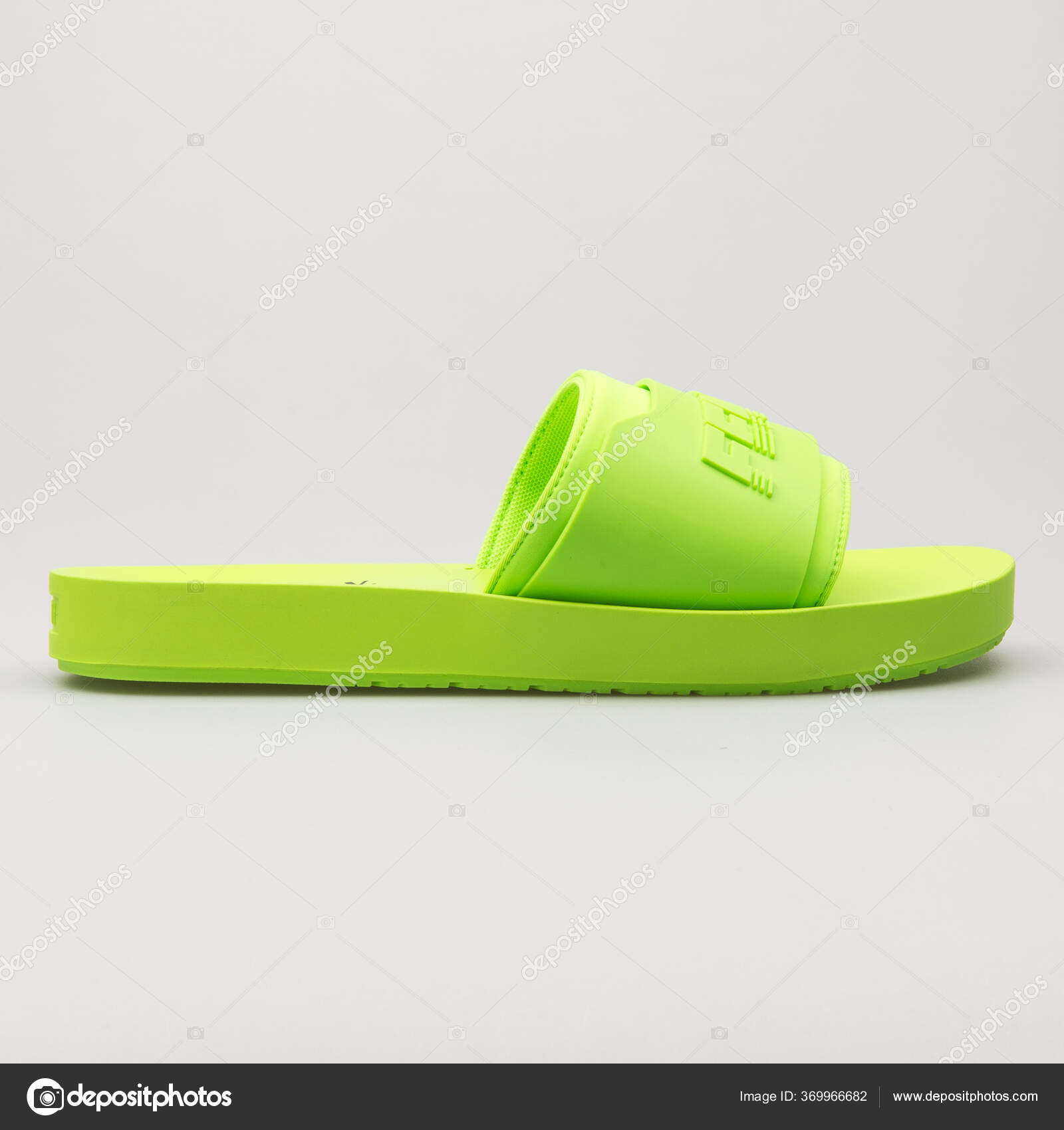 sandalias amarelas 2018