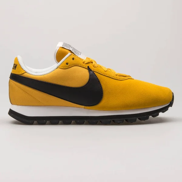 Vienna Austria May 2018 Nike Pre Love Yellow Black White — Stock Photo, Image