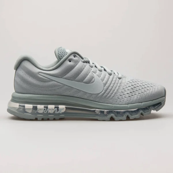 Vienna Áustria Maio 2018 Nike Air Max 2017 Sapatilha Cinza — Fotografia de Stock