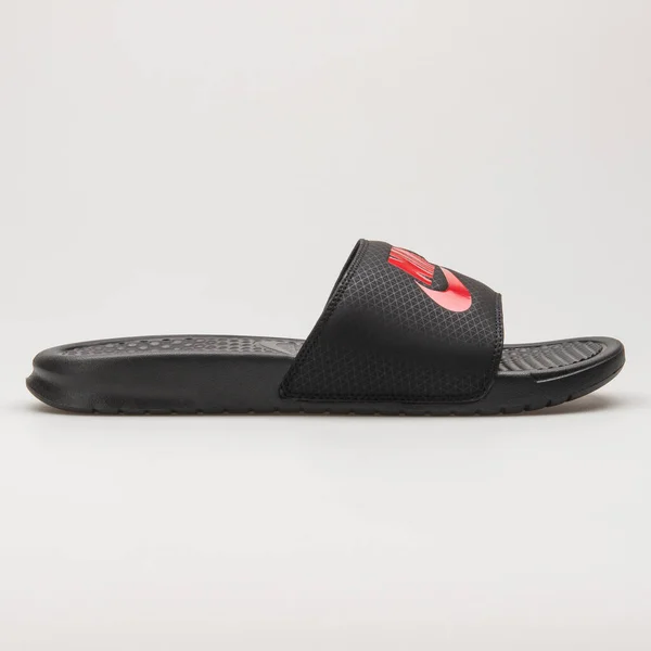 Vienna Austria June 2018 Nike Benassi Jdi Black Red Sandal — Stock Photo, Image