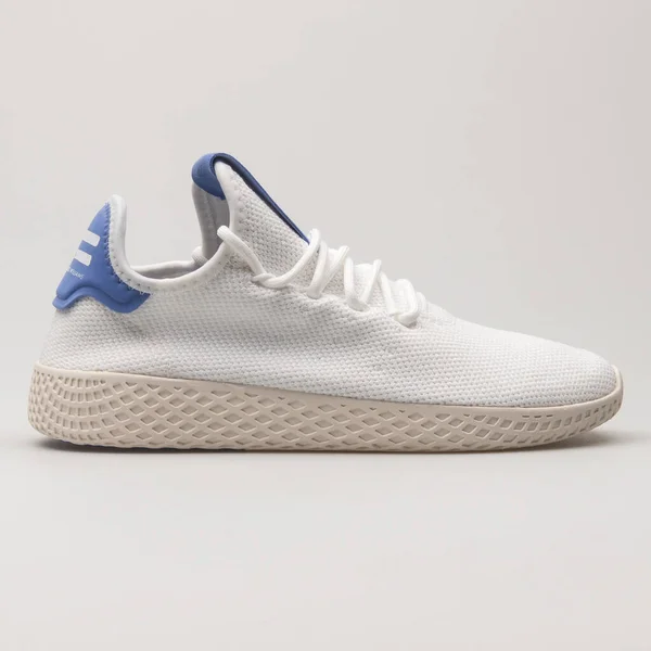 Vienna Austria June 2018 Adidas Tennis White Blue Sneaker White — Stock Photo, Image