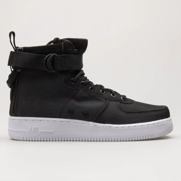 Vienna Αυστρια Ιουνιου 2018 Nike Air Force Mid Black White — Φωτογραφία Αρχείου