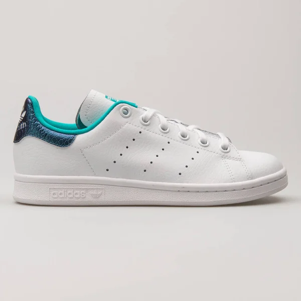 Viena Áustria Agosto 2018 Adidas Stan Smith Tênis Branco Verde — Fotografia de Stock