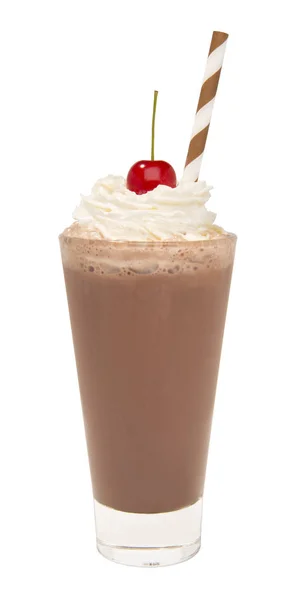 Vanilj choklad milkshake med vispgrädde och körsbär isolerade — Stockfoto