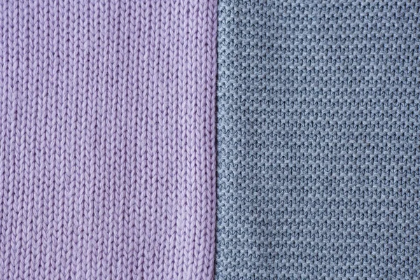 Cinza e lilás tricô fundo textura de lã. Lugar para texto — Fotografia de Stock