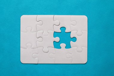 Eksik parçalı yapboz