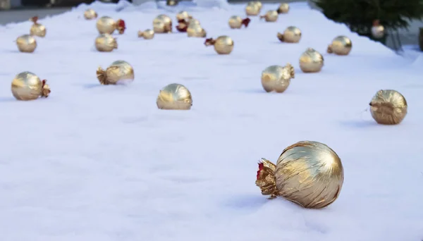 Altın Noel topları