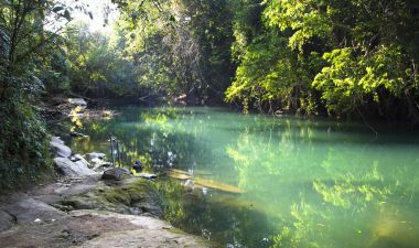 Rio Grande Güney Belize bozulmamış orman üzerinden akışı