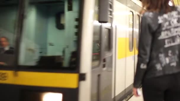 Stanice Metra Milan Metro — Stock video