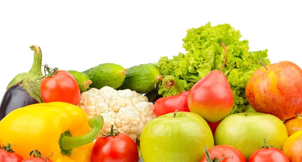 Frukt och grönsaker isolerade på vit bakgrund — Stockfoto