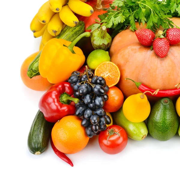 Frutta e verdura isolate su fondo bianco — Foto Stock