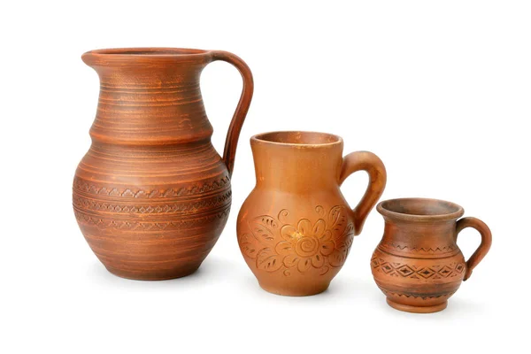 Set de maceta de cerámica vieja y taza aislada sobre fondo blanco . — Foto de Stock