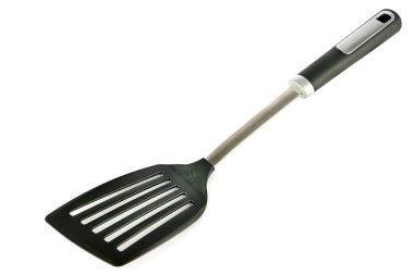 İzole edilmiş beyaz arkaplanda mutfak spatulası.