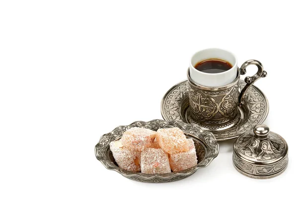 Caffè Nero Aromatico Una Tazza Elegante Delizia Turca Isolata Uno — Foto Stock