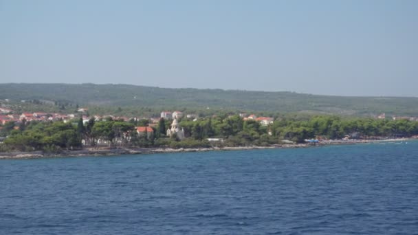 Supetar Die Insel Brac Blick Von Der Abfahrenden Fähre Sommerzeit — Stockvideo