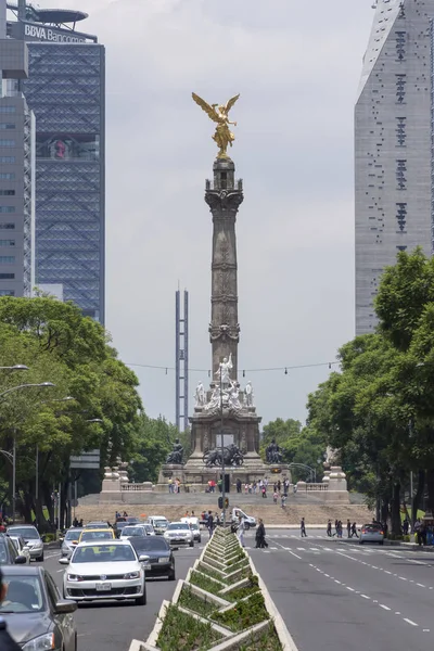 Άγγελος της ανεξαρτησίας και Paseo de la Reforma, πόλη του Μεξικού — Φωτογραφία Αρχείου