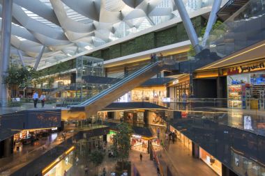 Mexico City'deki Toreo Parque merkez alışveriş merkezi