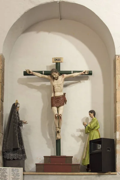 Crucifix in Mexican Catholic church — Stock Photo, Image