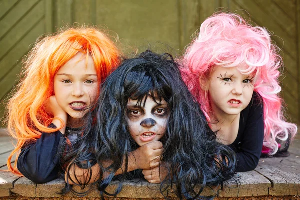 Chicas enojadas de Halloween — Foto de Stock