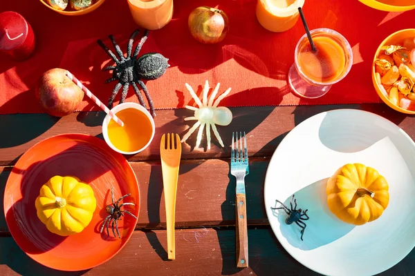 Served table with Halloween symbols — Φωτογραφία Αρχείου