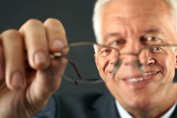 Geschäftsmann mit Brille — Stockfoto